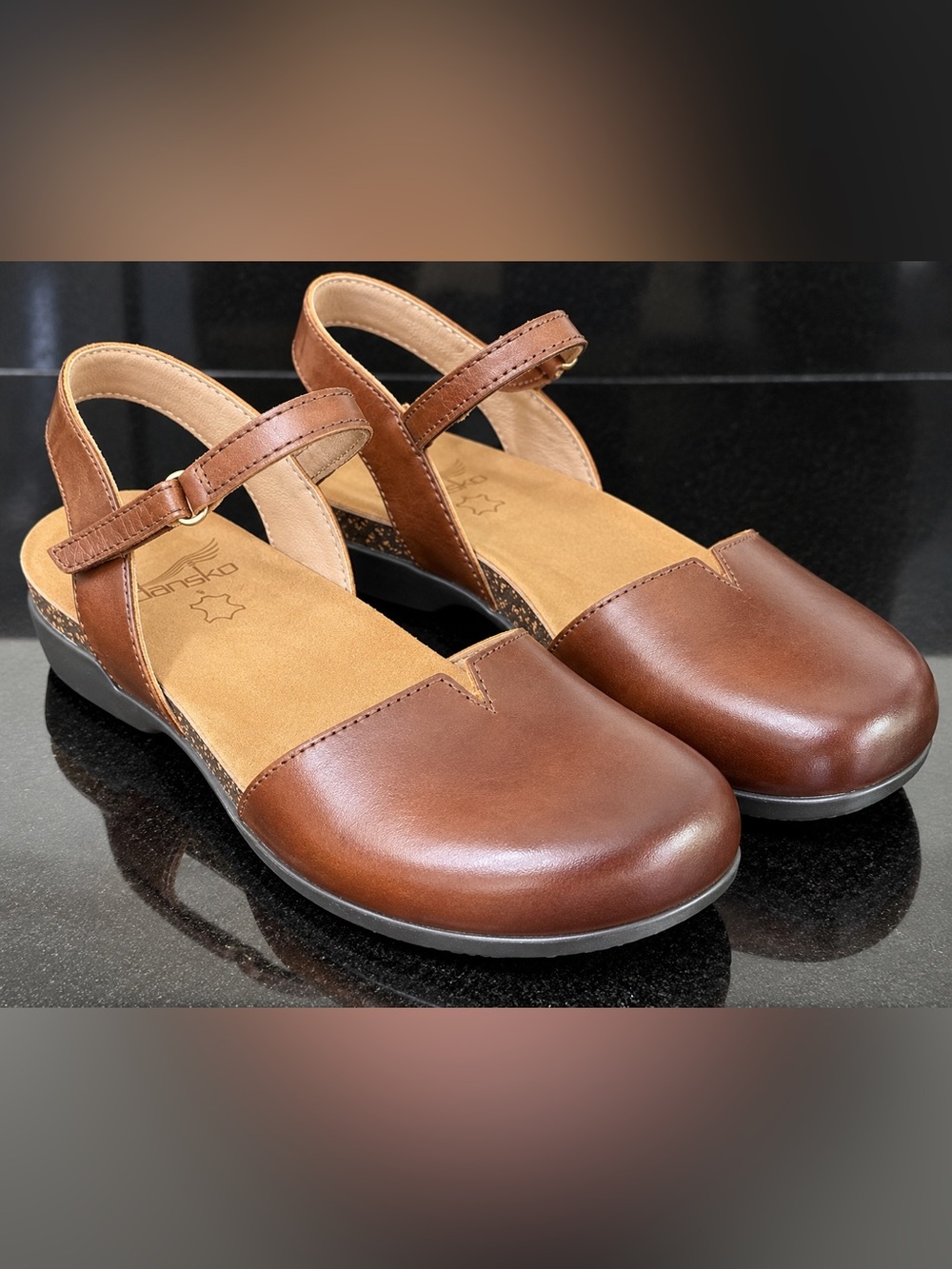 Dansko Rowan Tan Leather Mary Jane Shoes 38 NWOB
